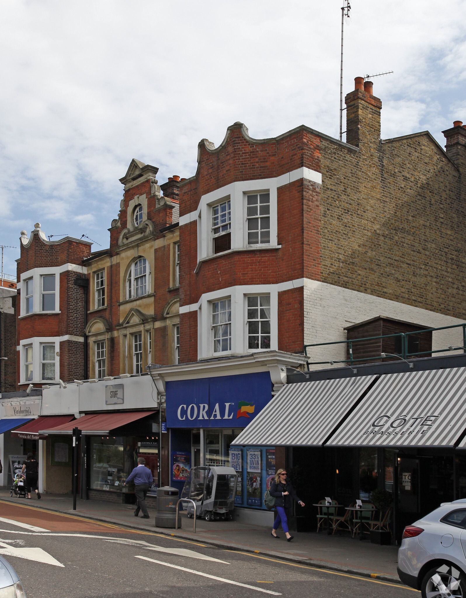 8 The Green, London for sale Primary Photo- Image 1 of 1