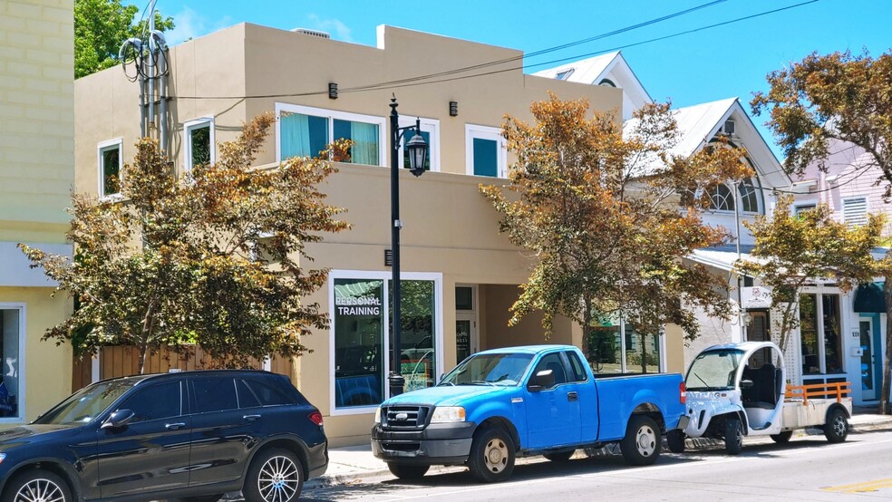 1028 Truman Ave, Key West, FL for sale - Primary Photo - Image 1 of 37