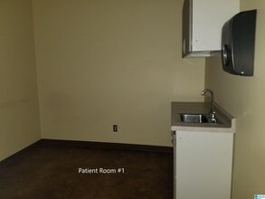 1011-1025 W Fort Williams St, Sylacauga, AL for lease Interior Photo- Image 1 of 4