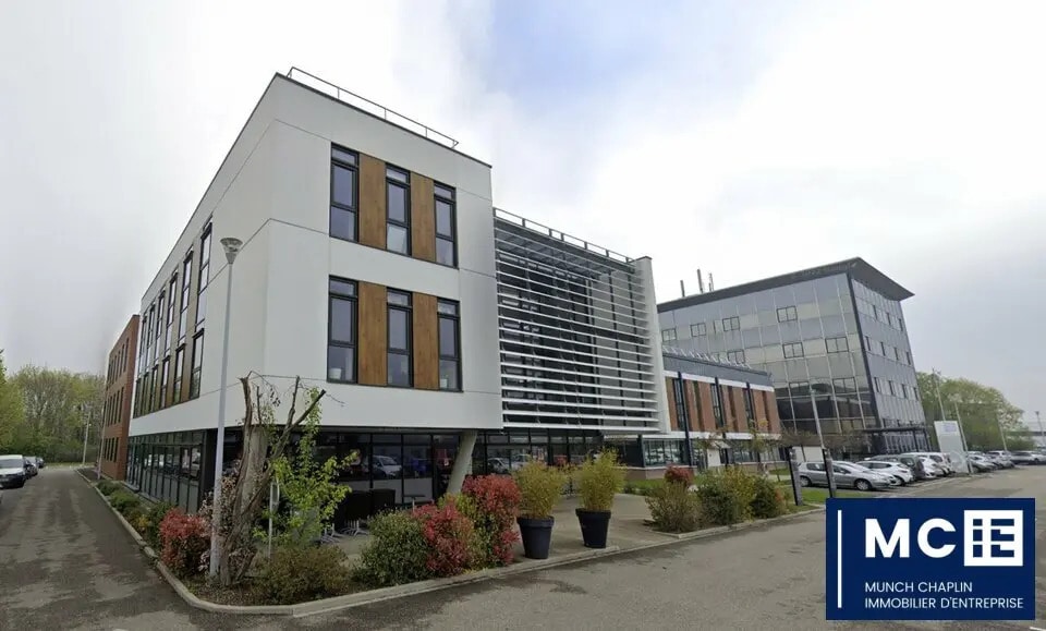 Office in Strasbourg for lease - Building Photo - Image 1 of 4