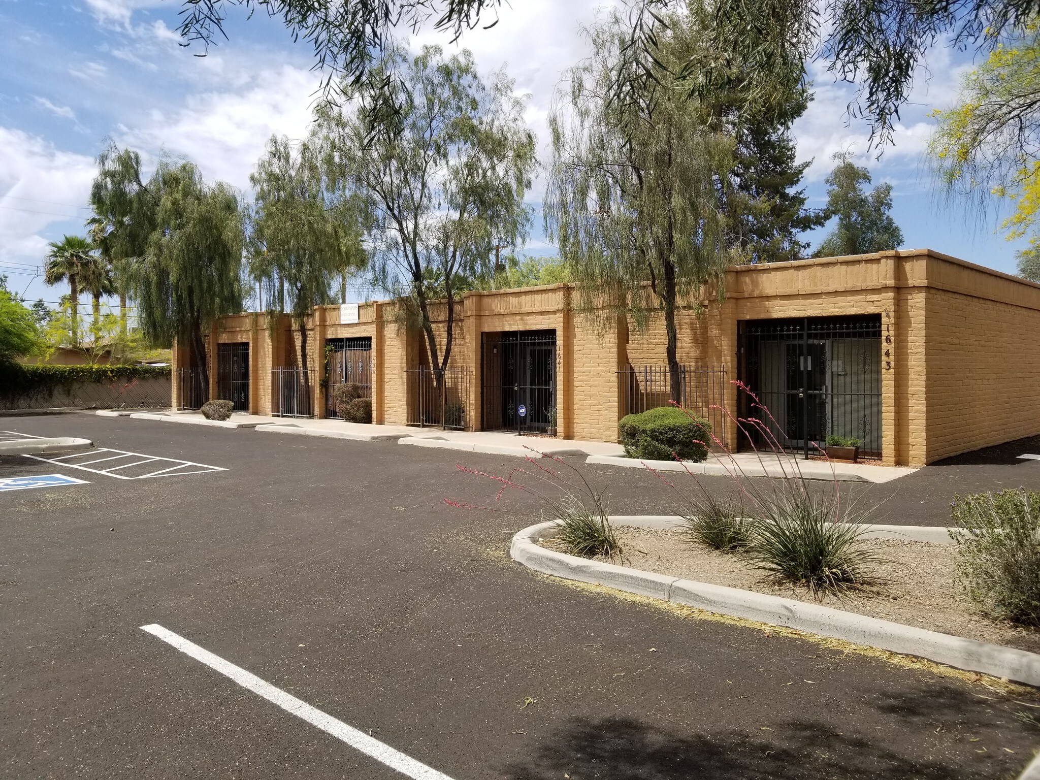 1637-1643 E Prince Rd, Tucson, AZ for sale Building Photo- Image 1 of 1