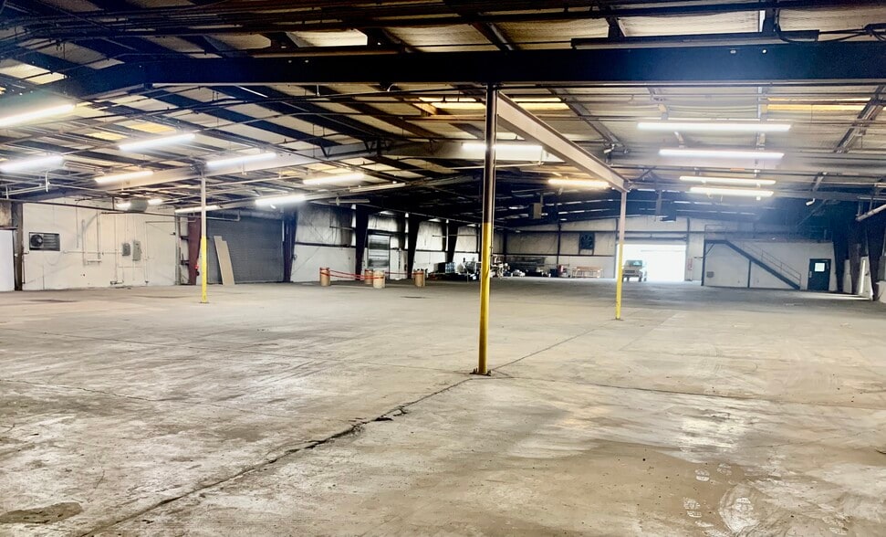 2703 Chalk Hill Rd, Dallas, TX for sale - Interior Photo - Image 3 of 9