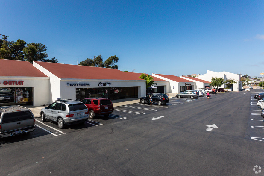 85 Via Pico Plz, San Clemente, CA for lease - Primary Photo - Image 2 of 6