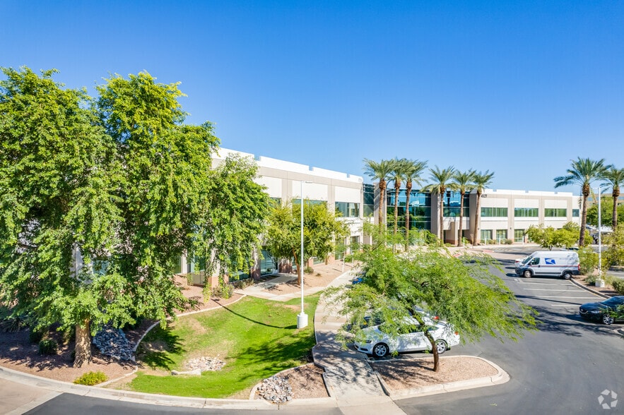 4127 E Van Buren St, Phoenix, AZ for lease - Building Photo - Image 2 of 4