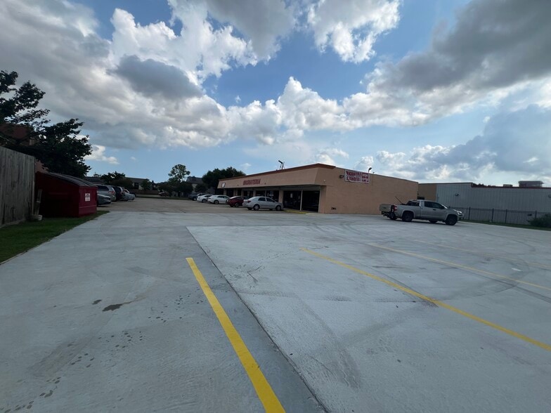 501 1/2 El Dorado Blvd, Webster, TX for sale - Building Photo - Image 2 of 7
