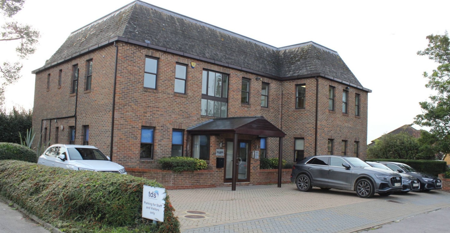 54 Queen St, Horsham for lease Building Photo- Image 1 of 2