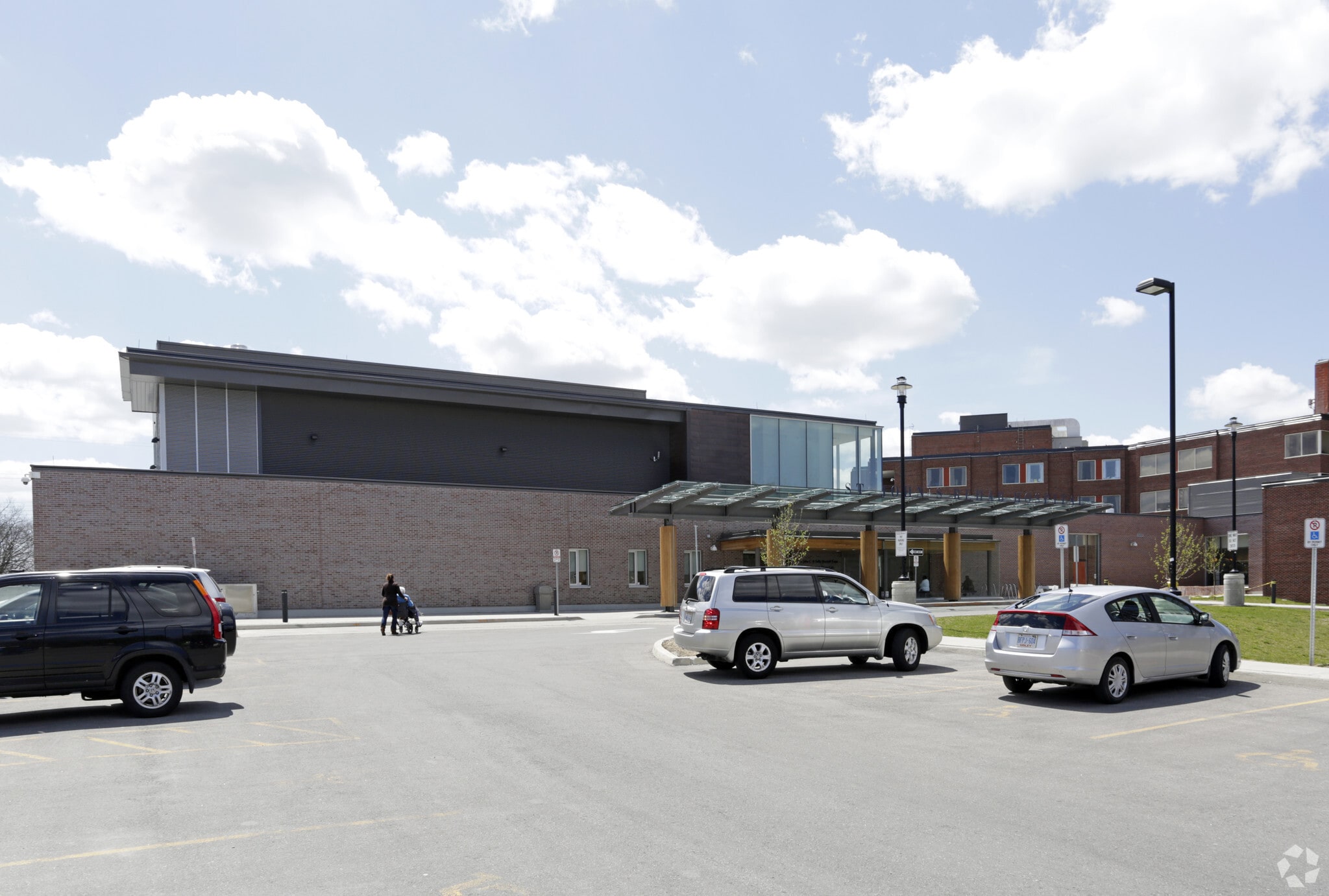 285 Cummer Ave, Toronto, ON for sale Building Photo- Image 1 of 1