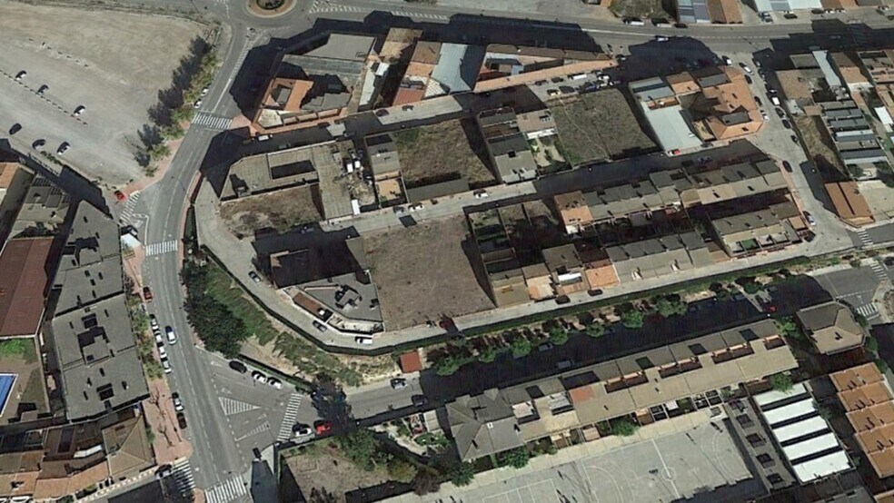 Land in Bellpuig, Lérida for sale - Aerial - Image 2 of 2