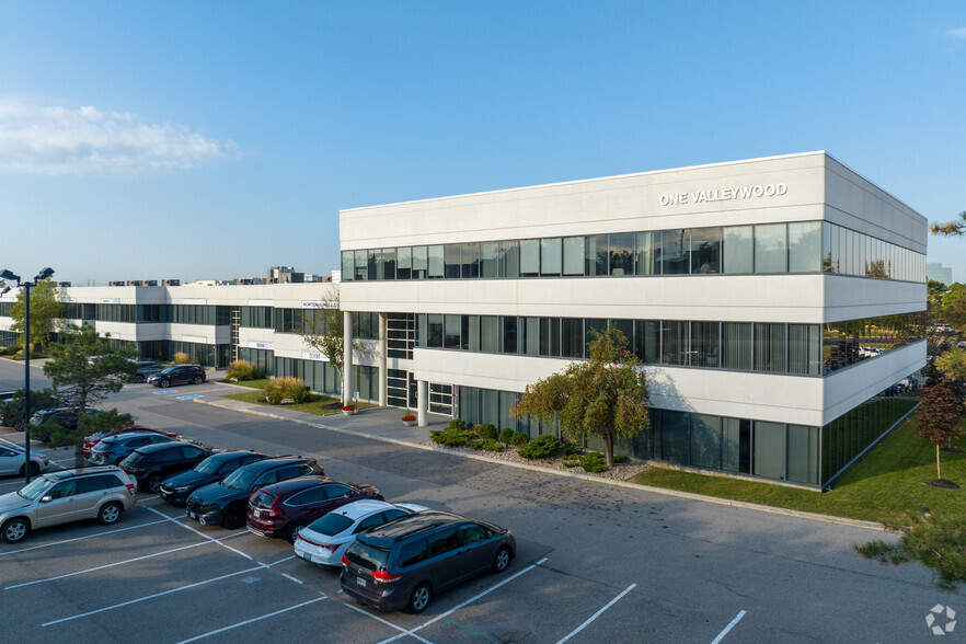 1 Valleywood Dr, Markham, ON for lease - Building Photo - Image 1 of 6