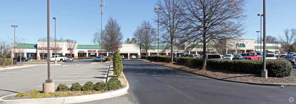 403 Furys Ferry Rd, Martinez, GA for lease - Building Photo - Image 3 of 4