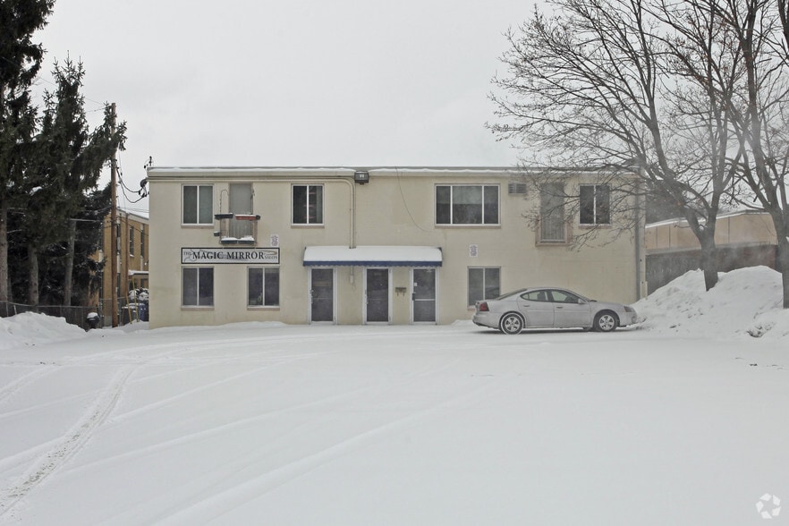 5708 Monona Dr, Madison, WI for sale - Building Photo - Image 1 of 1