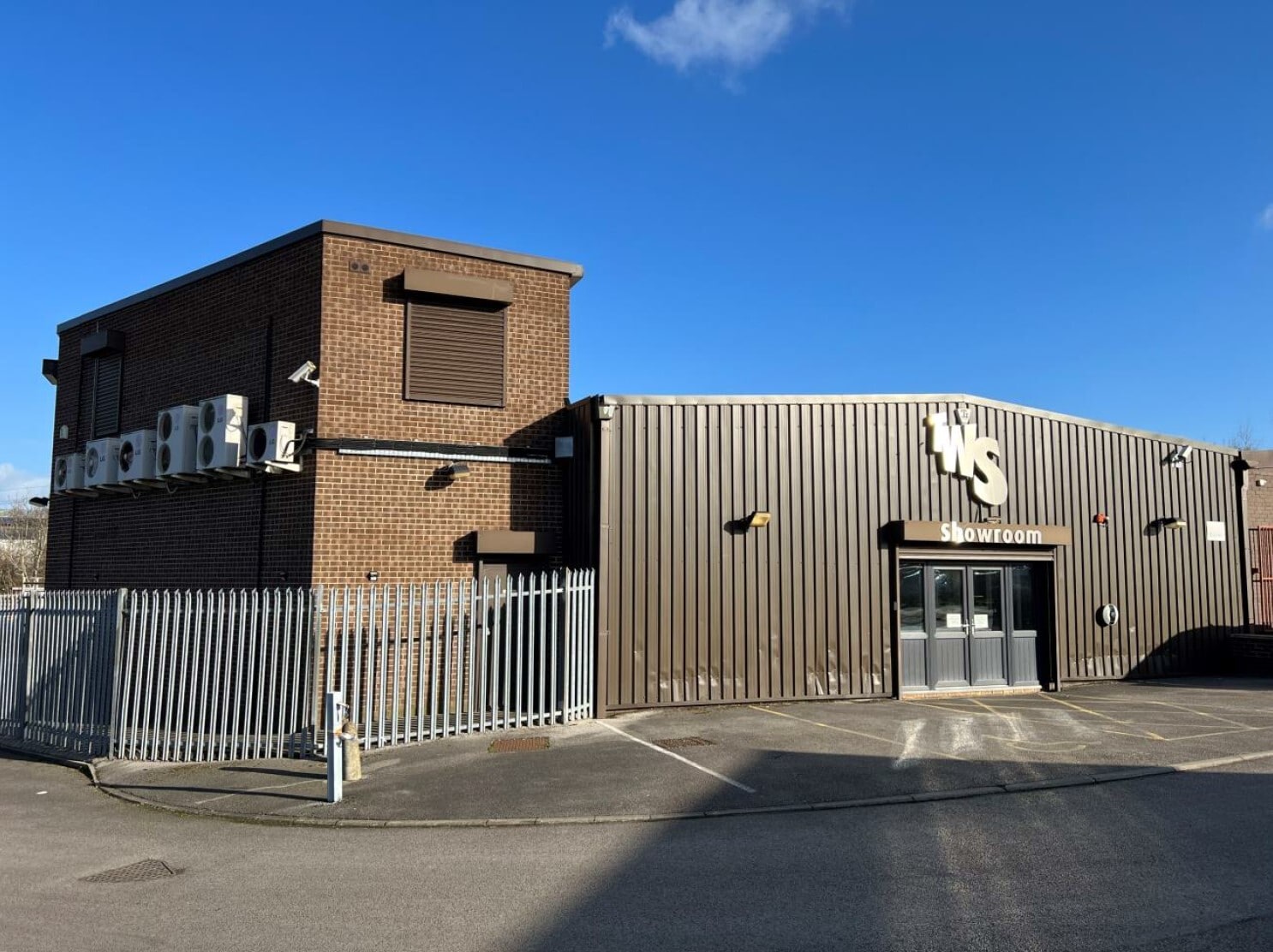 New Hold Industrial Estate, Leeds for sale Primary Photo- Image 1 of 1