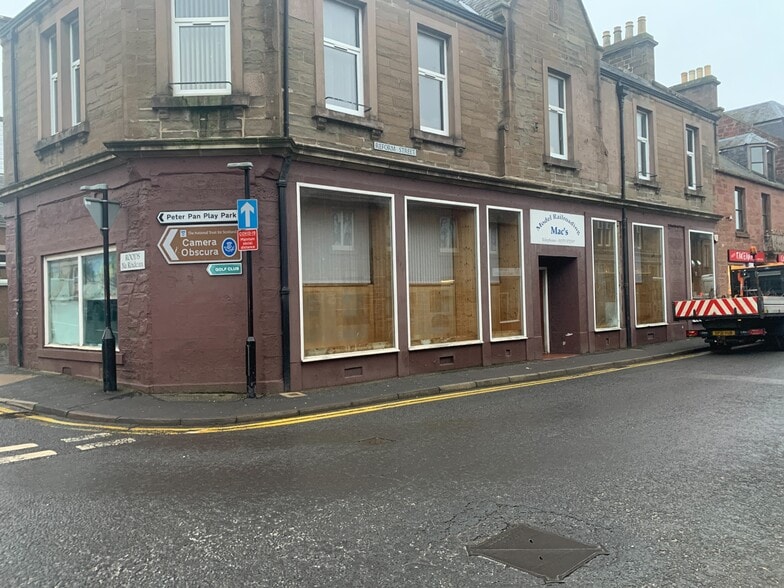 4-8 Reform St, Kirriemuir for sale - Building Photo - Image 1 of 5