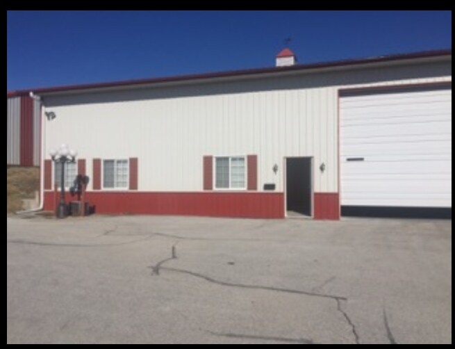 16201 Fort St, Omaha, NE for sale - Primary Photo - Image 1 of 1