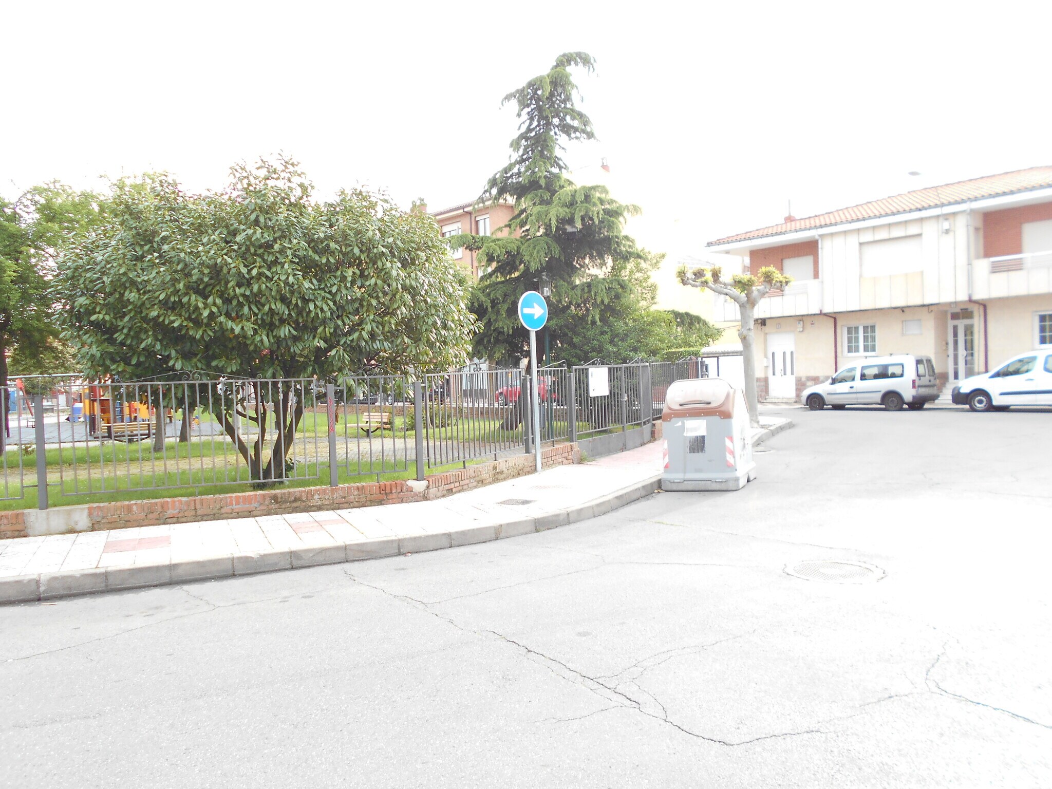 Calle Agustín Díez Alonso, Villaquilambre, León for sale Building Photo- Image 1 of 7