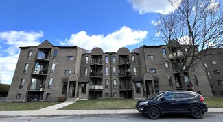 More details for 12850 Rue De Montigny, Montréal, QC - Multifamily for Sale