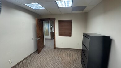 56 Edwards Village Blvd, Edwards, CO for lease Interior Photo- Image 1 of 5