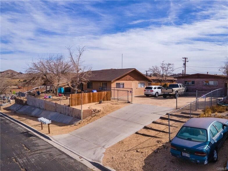 15521-15531 4th St, Victorville, CA for sale - Building Photo - Image 3 of 27