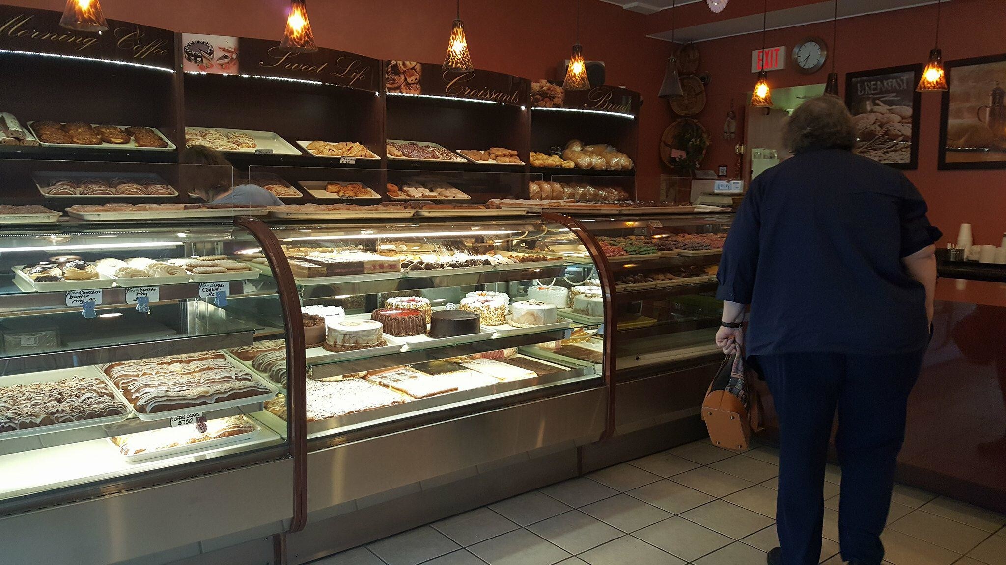 Village Bakery, Fox Lake, IL 60020 Village Bakery