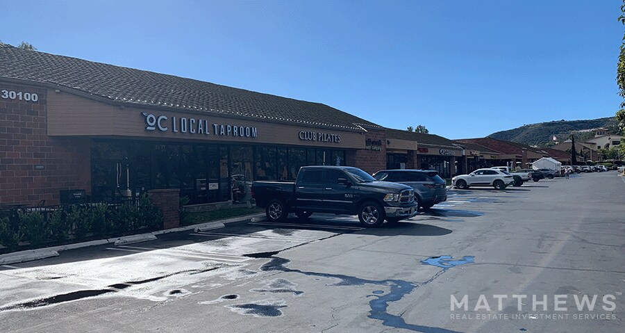 30000-30030 Town Center Dr, Laguna Niguel, CA for lease - Building Photo - Image 3 of 4