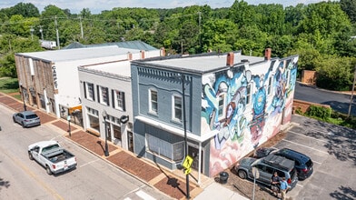 122 W Chatham St, Cary, NC for lease Building Photo- Image 1 of 3
