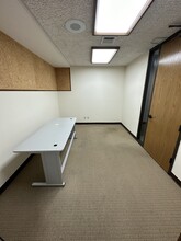 100 S Main St, Wichita, KS for lease Interior Photo- Image 1 of 8