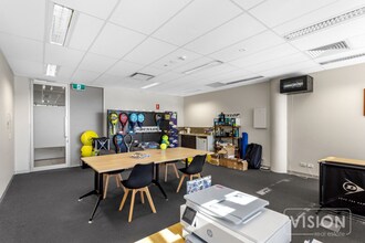 574 Plummer St, Port Melbourne for lease Interior Photo- Image 2 of 2