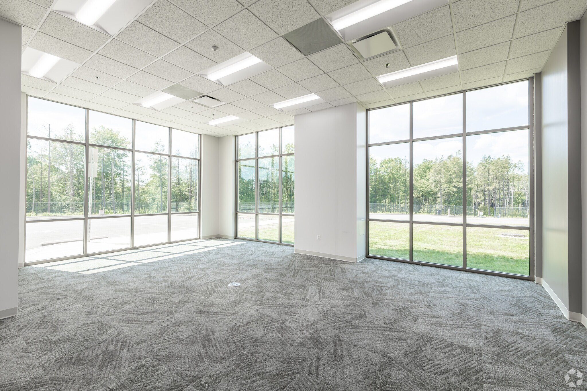 198 Commercial Blvd, Blakeslee, PA for lease Interior Photo- Image 1 of 13