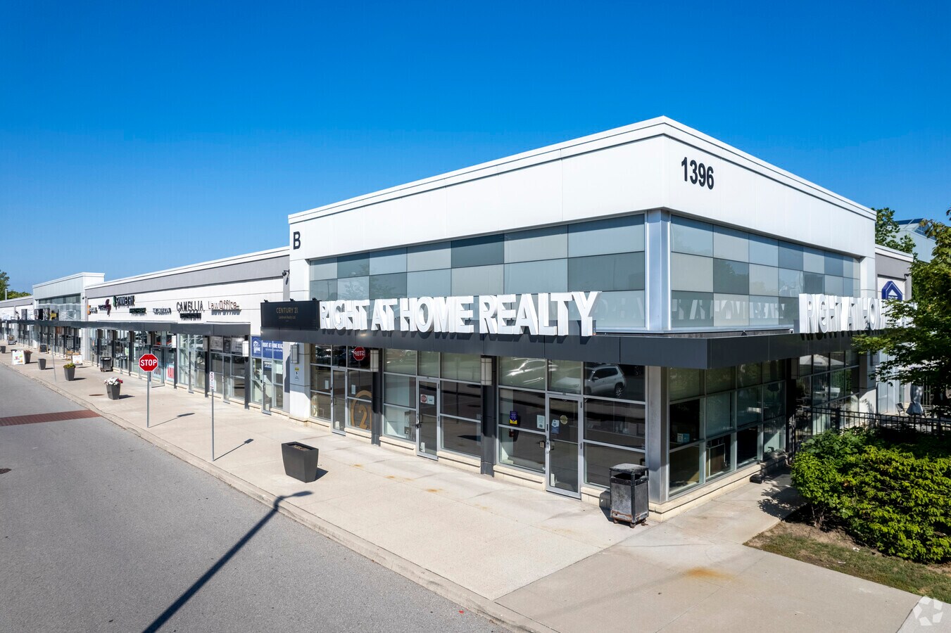 1396 Don Mills Rd, Toronto, ON M3B 3N1