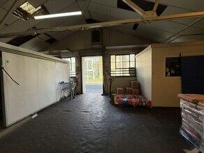 100 East Surrey St, Portsmouth for lease Interior Photo- Image 2 of 5