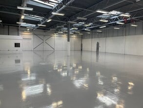 1-8 Freskyn Pl, Broxburn for lease Interior Photo- Image 2 of 3