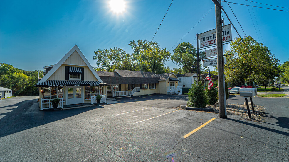 7005 Madison St, Merrillville, IN for sale - Primary Photo - Image 1 of 69