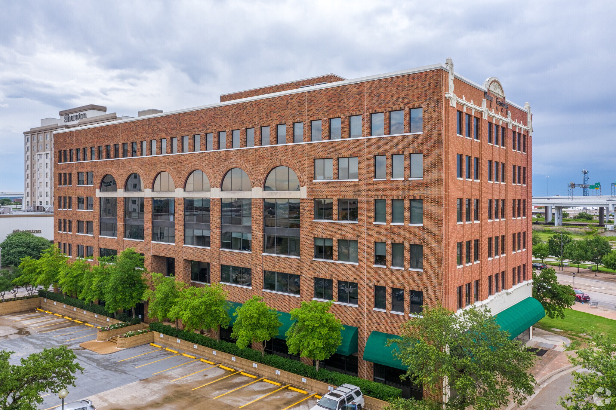 100 E 15th St, Fort Worth, TX for sale Primary Photo- Image 1 of 1