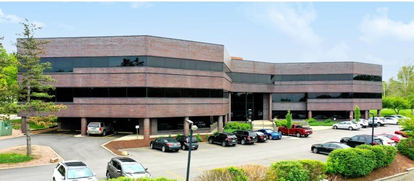 10845 Olive Blvd, Creve Coeur, MO for lease Building Photo- Image 1 of 8