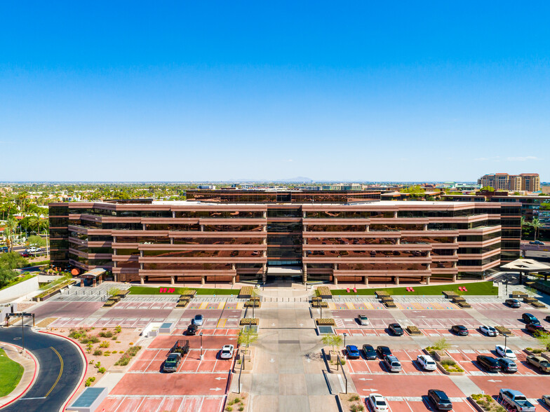 4800 N Scottsdale Rd, Scottsdale, AZ for lease - Building Photo - Image 1 of 3