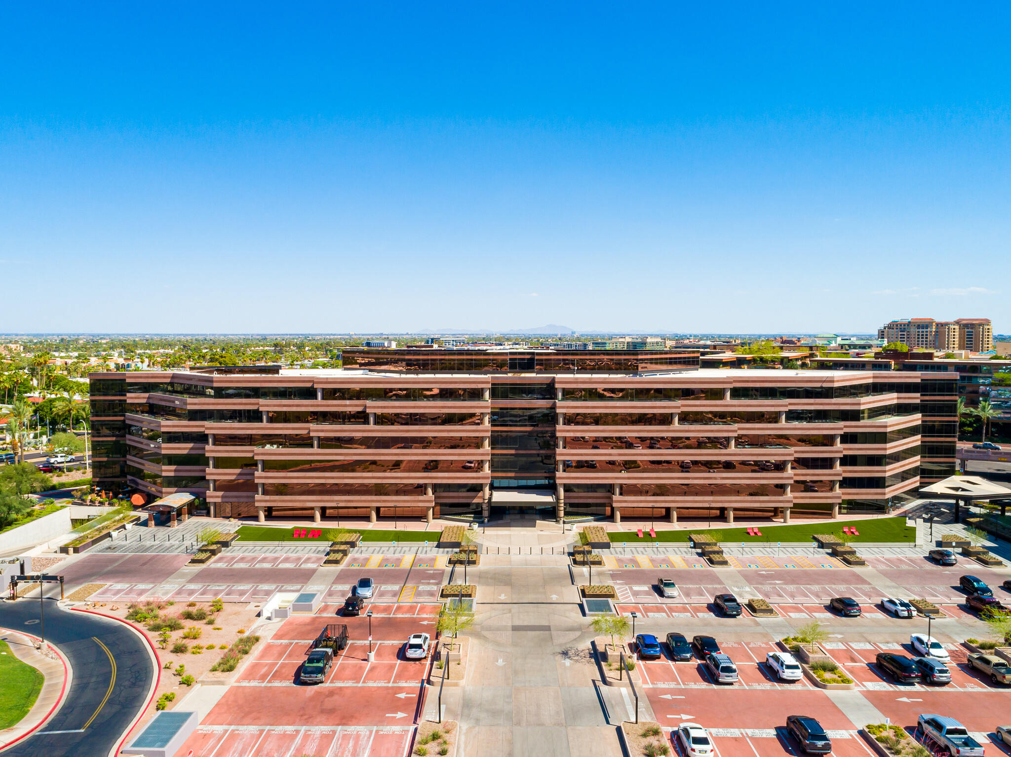 4800 N Scottsdale Rd, Scottsdale, AZ for lease Building Photo- Image 1 of 4