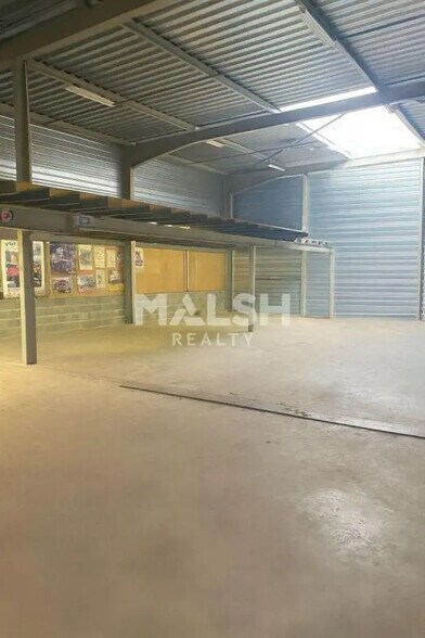 Flex in Vienne for lease - Interior Photo - Image 1 of 4