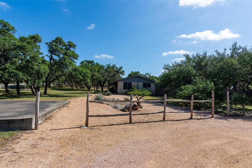 15520 Ranch Road 12, Wimberley, TX for sale - Building Photo - Image 3 of 36