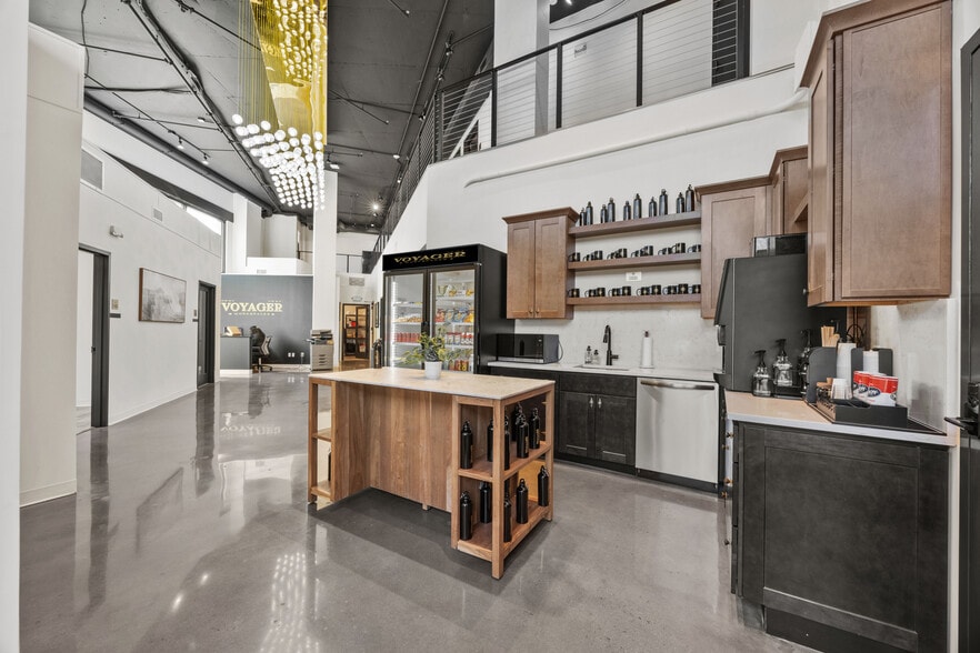 112 Main St, Port Chester, NY for lease - Interior Photo - Image 2 of 25