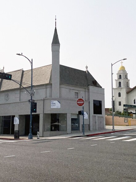 9659-9669 Santa Monica Blvd, Beverly Hills, CA for lease - Building Photo - Image 2 of 12