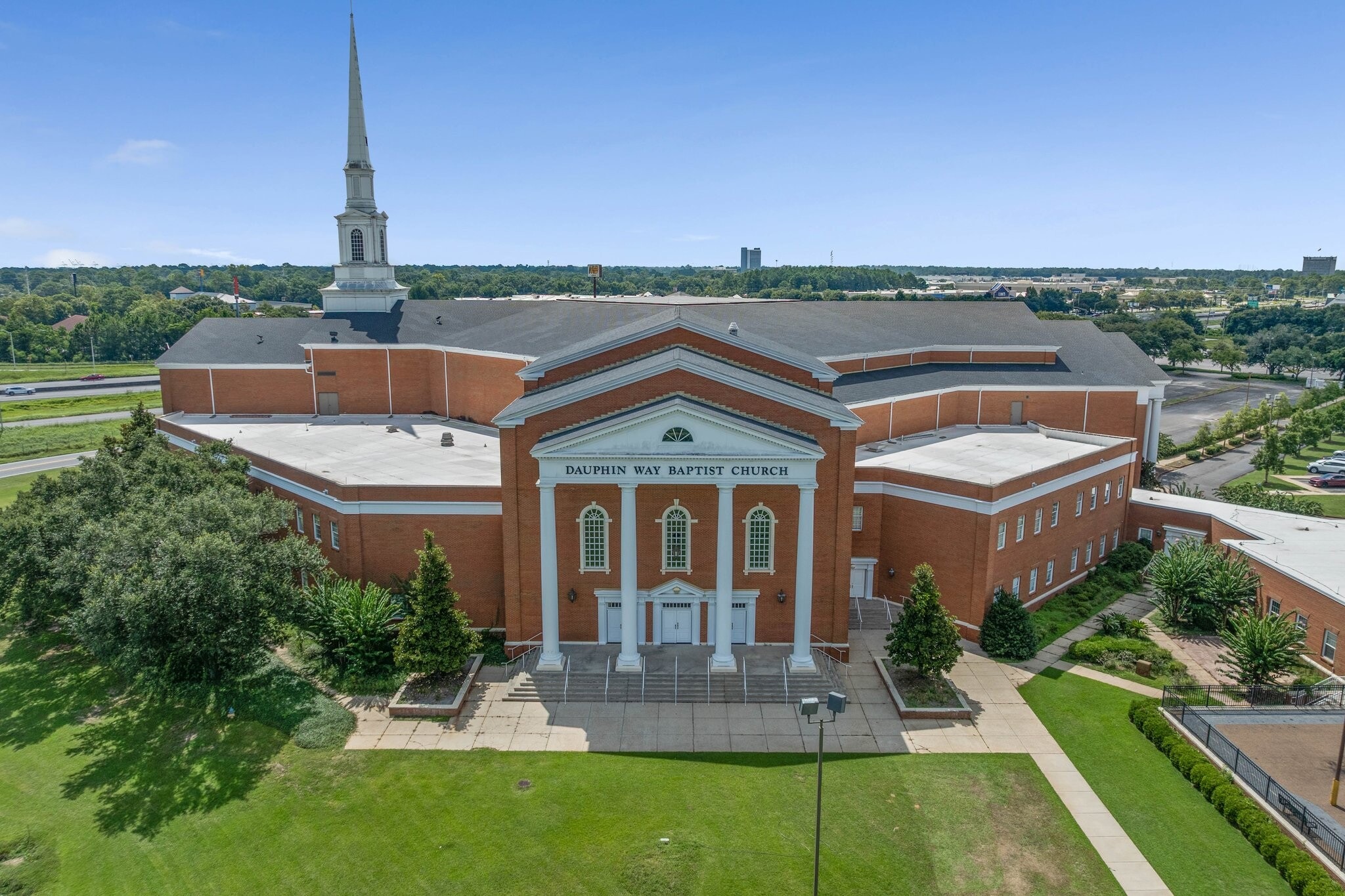 3661 Dauphin St, Mobile, AL for sale Primary Photo- Image 1 of 22