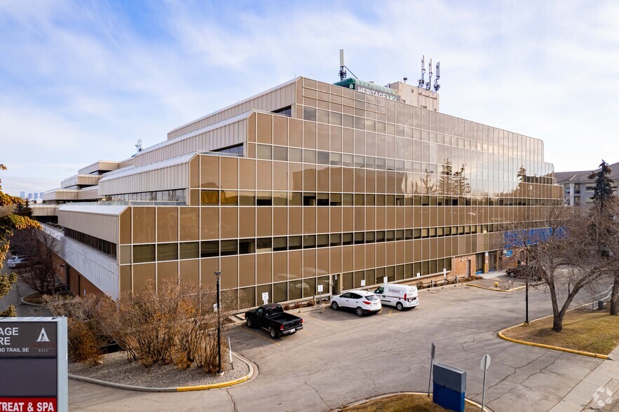 8500 Macleod Trl SE, Calgary, AB for lease - Building Photo - Image 1 of 9