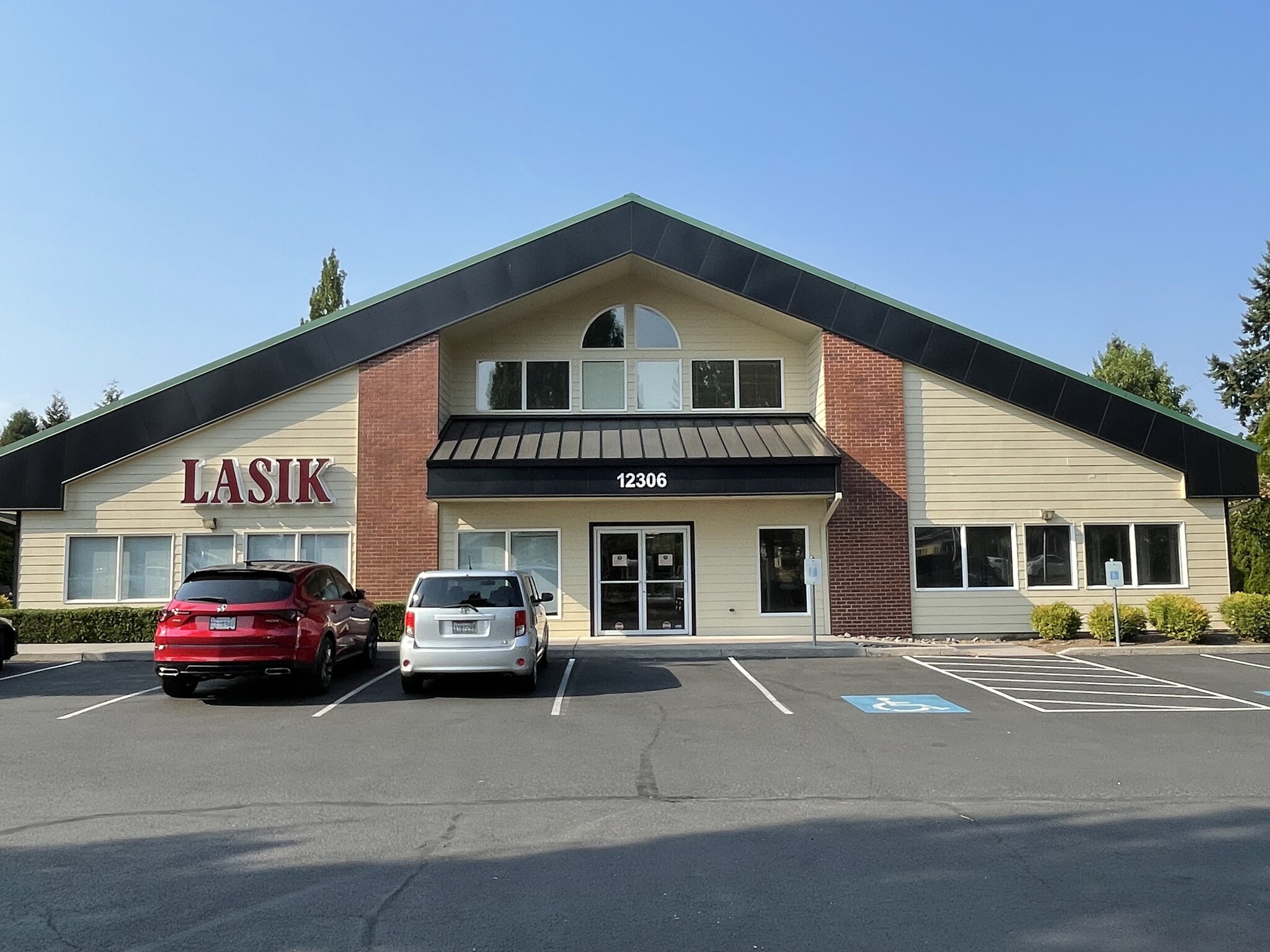 12306 SE Mill Plain Blvd, Vancouver, WA for lease Building Photo- Image 1 of 12