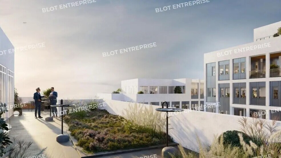 Office in Saint-Herblain for lease - Building Photo - Image 2 of 8