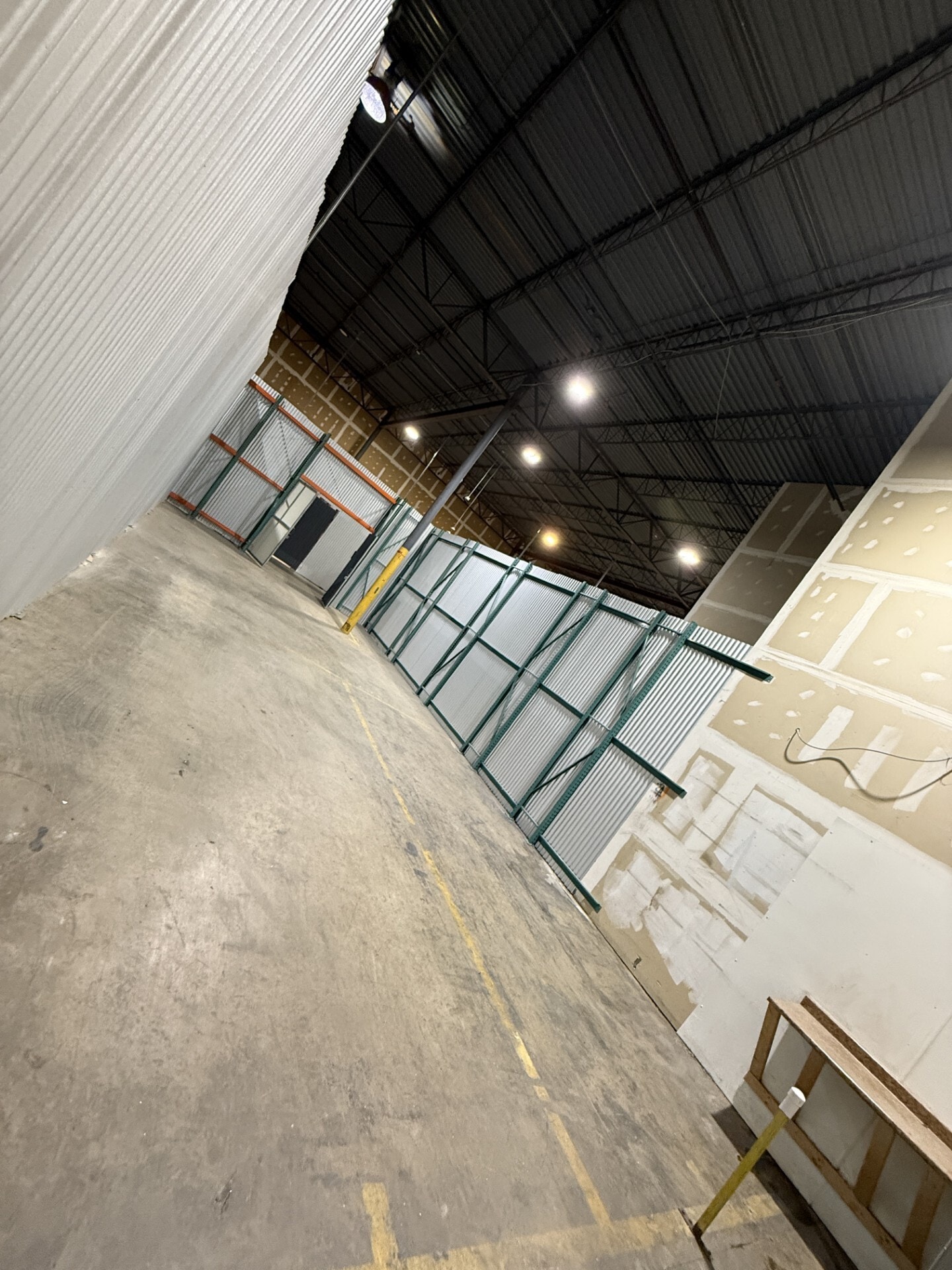 7701 Southern Dr, Springfield, VA for lease Interior Photo- Image 1 of 2