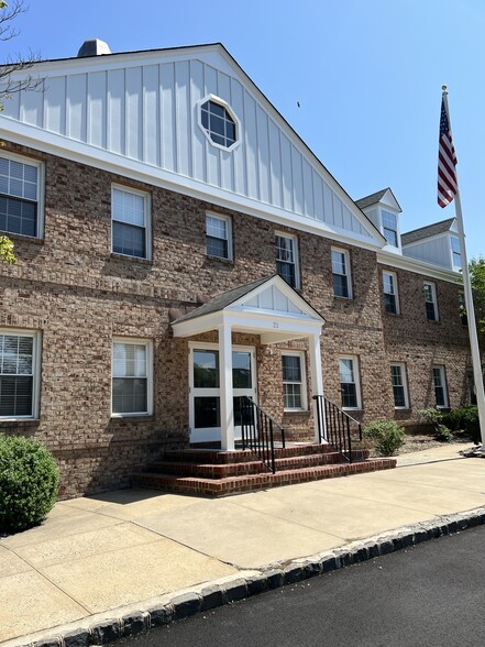 21 Cedar Ave, Fair Haven, NJ for lease - Building Photo - Image 2 of 9