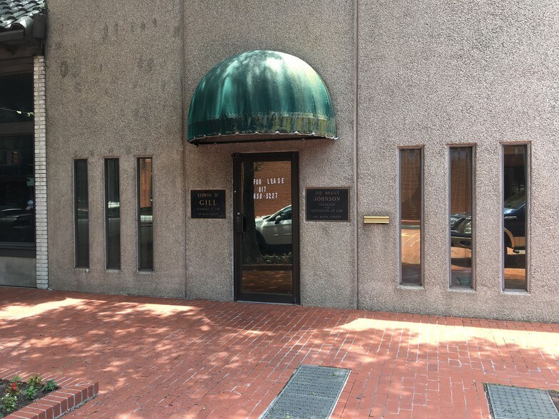 110 Main St, Fort Worth, TX for lease - Primary Photo - Image 1 of 6