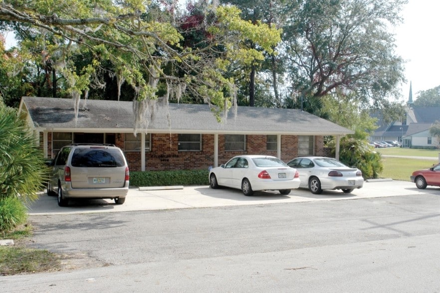 6073 San Jose Blvd W, Jacksonville, FL 32217