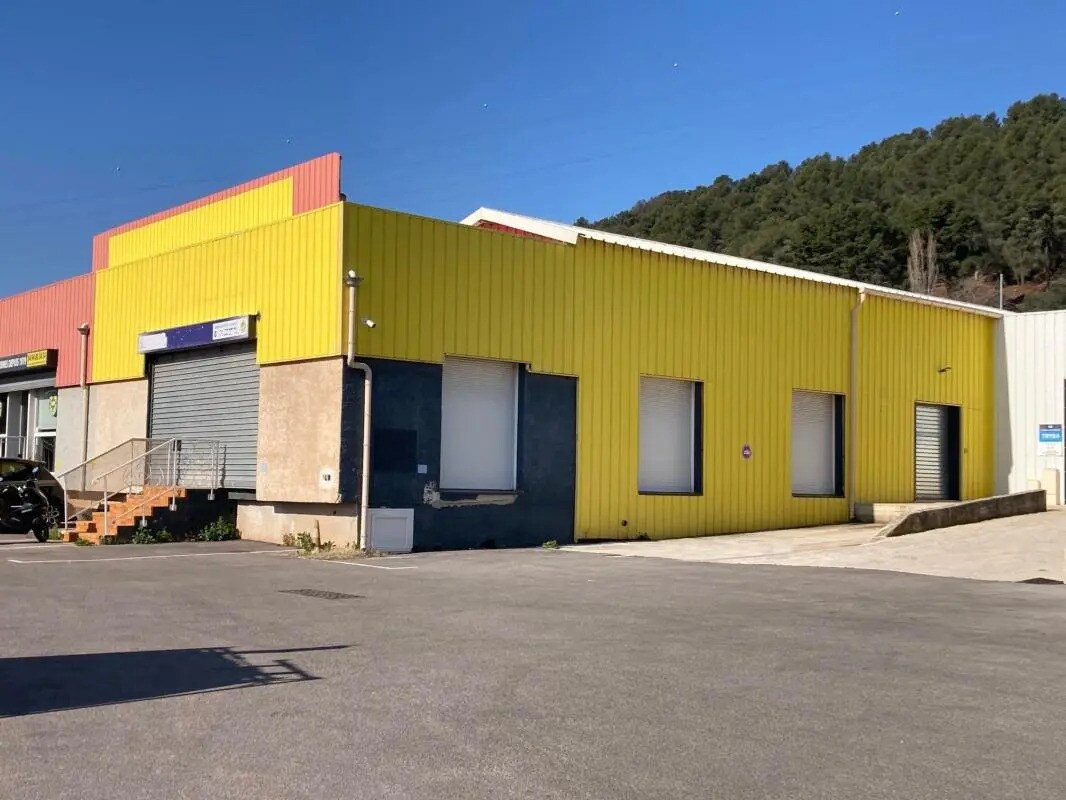 Flex in La Garde for lease Building Photo- Image 1 of 7