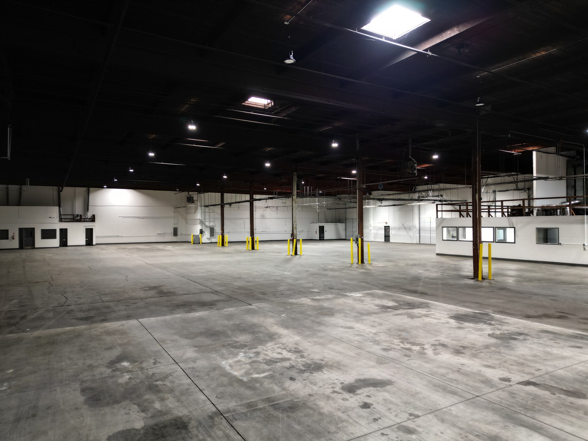 4920 SE 26th Ave, Portland, OR for sale Interior Photo- Image 1 of 8